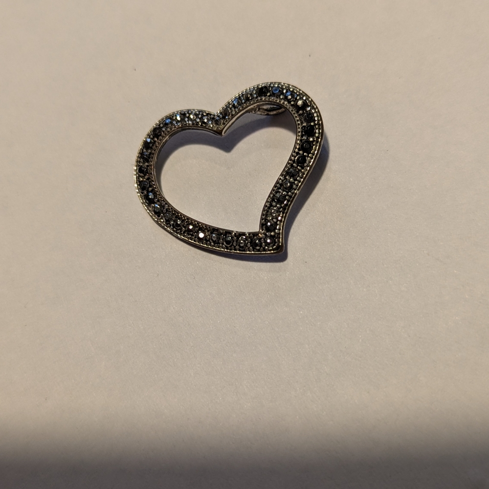 Elegant Silver Heart Brooch